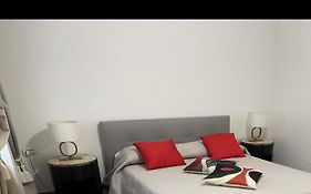 Venice Apartment With Private Courtyard